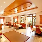 Alpenhotel Wurzer Otel 3*