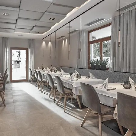 Alpenhotel Wurzer 3*