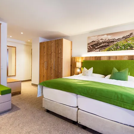 Otel Alpenhotel Wurzer 3*