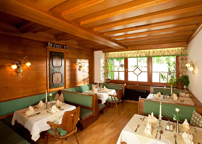 호텔 Alpenhotel Wurzer 3*