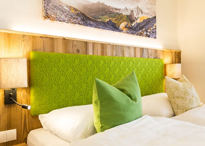 Alpenhotel Wurzer 호텔 3*